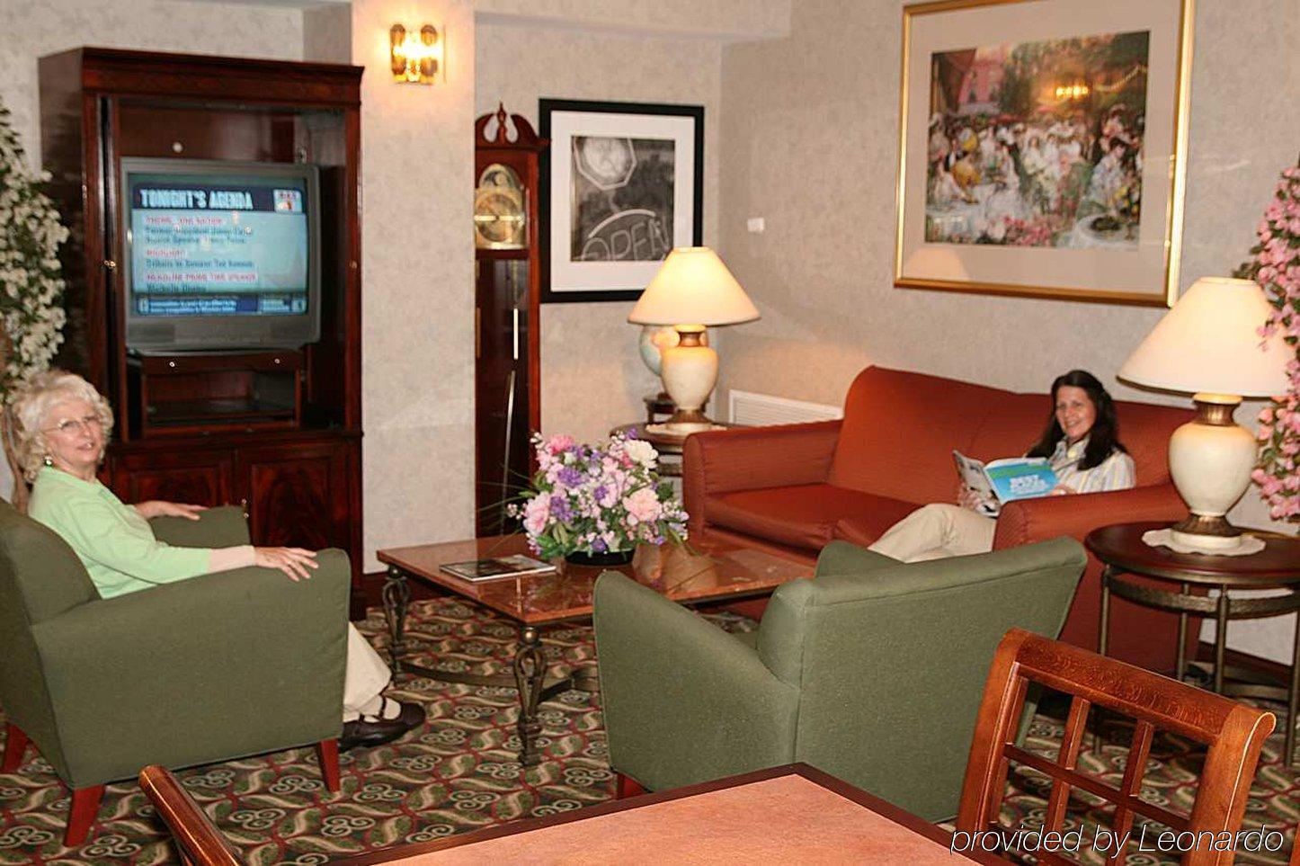 Hampton Inn West Columbus Beltér fotó