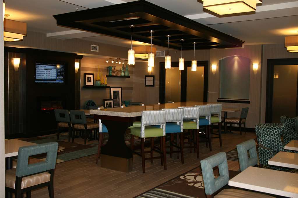 Hampton Inn West Columbus Beltér fotó
